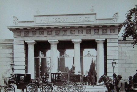 Entrance gate, Recoleta Cemetery