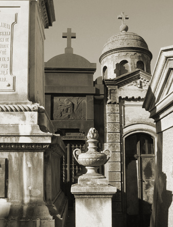 Late afternoon, Recoleta Cemetery
