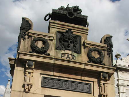 Sebastián Perelli, Recoleta Cemetery