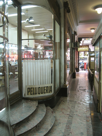 Pasaje Roverano, Recoleta Cemetery