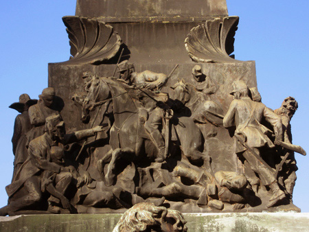 Francisco Muñiz, Recoleta Cemetery