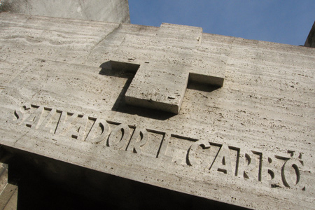 Salvador L. Carbó, Recoleta Cemetery