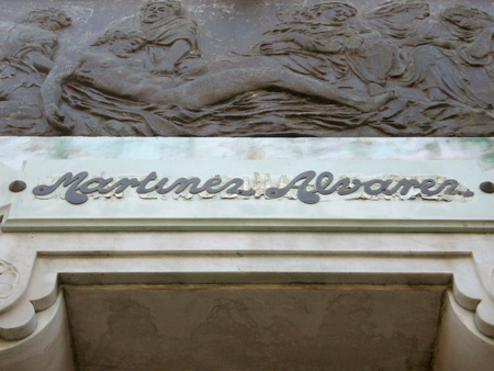 Resold tomb, Recoleta Cemetery