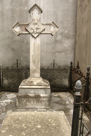 Kavanagh, Recoleta Cemetery