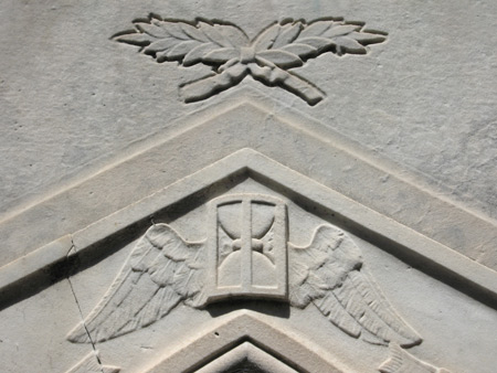 Winged hourglass, Recoleta Cemetery