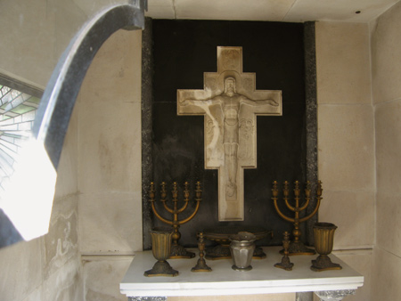 Familia D'Onofrio, Recoleta Cemetery