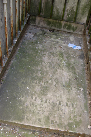 Casey tombstone, Recoleta Cemetery