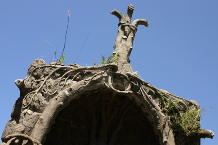 Arcave y Oyarvide, Recoleta Cemetery