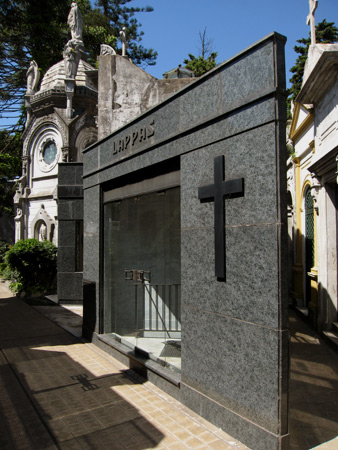 Lappas, Recoleta Cemetery