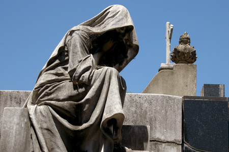 Mourning woman, Recoleta Cemetery