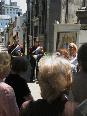 Honoring Remedios de Escalada, Recoleta Cemetery