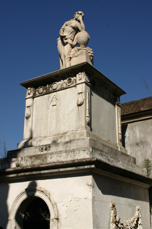 Manuel Alcorta, Recoleta Cemetery