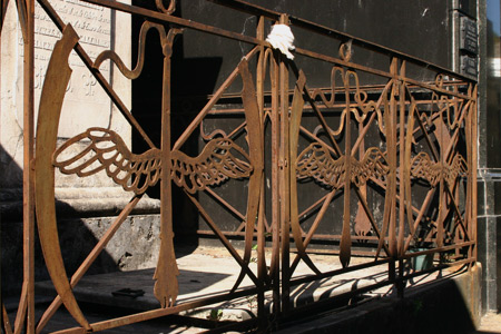 Ángel Medina, Recoleta Cemetery