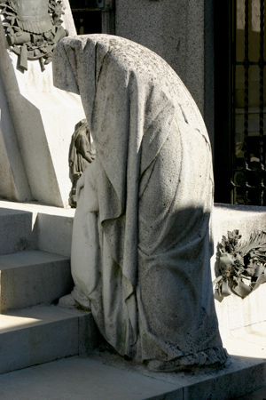 Ramón Falcón, Recoleta Cemetery