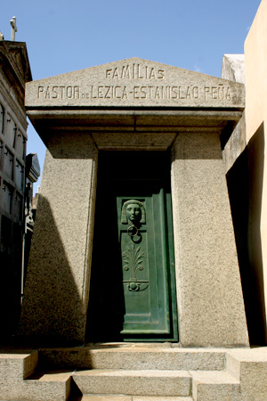 Familias Pastor de Lezica-Estanislao Peña, Recoleta Cemetery