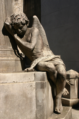 Ventura Coll, Recoleta Cemetery