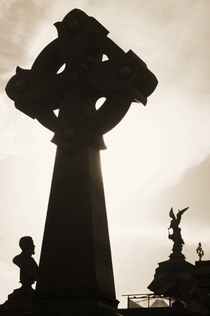 Duggan family vault, Recoleta Cemetery