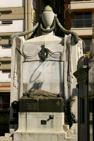 Manuel Quintana, Recoleta Cemetery