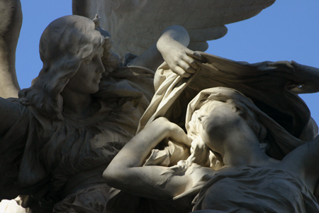 Familia José C. Paz, Recoleta Cemetery