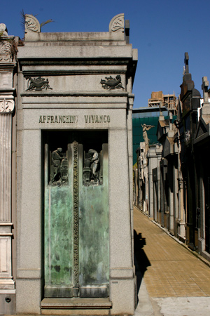 Affranchino Vivanco, Recoleta Cemetery