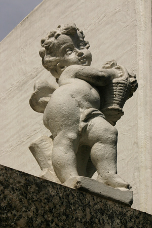 Qalaat Yandal, Recoleta Cemetery