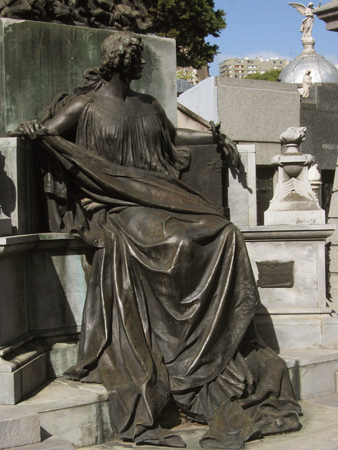 Francisco Muñiz, Recoleta Cemetery