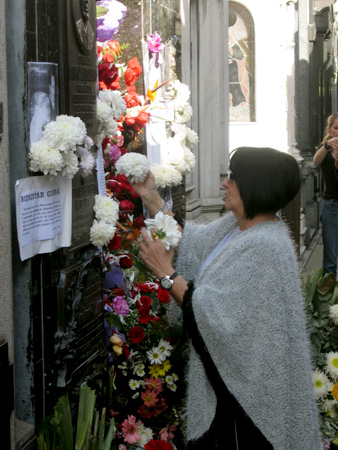 Eva Duarte de Perón, Recoleta Cemetery