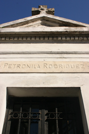 Petronila Rodríguez, Recoleta Cemetery