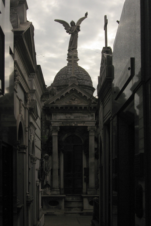 Bernardo de Irigoyen, Recoleta Cemetery