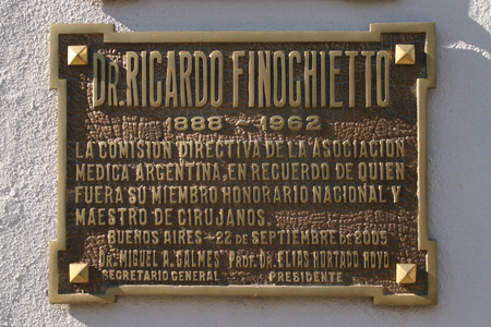 Recoleta Cemetery, Buenos Aires, Burgos y Colón, Ricardo Finochietto