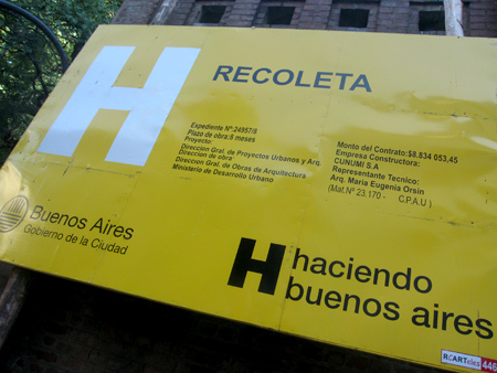 New sidewalks, Recoleta Cemetery