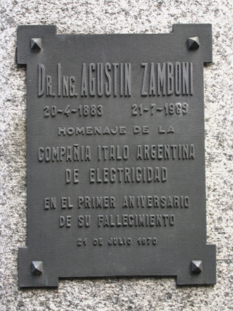 Agustín Zamboni, Recoleta Cemetery