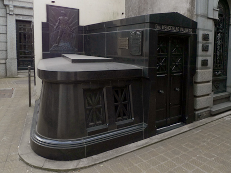 Wenceslao Paunero, Recoleta Cemetery