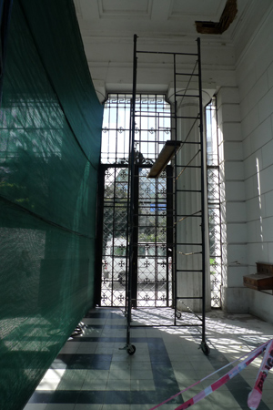 Entrance gate rain damage, Recoleta Cemetery