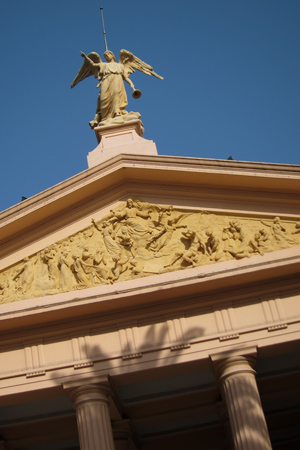 Cementerio de la Chacarita, Buenos Aires, entrance gate