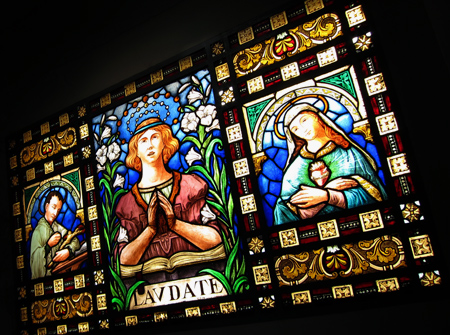 Recoleta Cemetery, Buenos Aires, Luis Defferrari y familia, stained glass, laudate