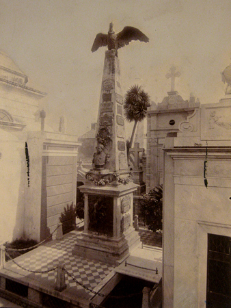 AGN, Sarmiento, Recoleta Cemetery