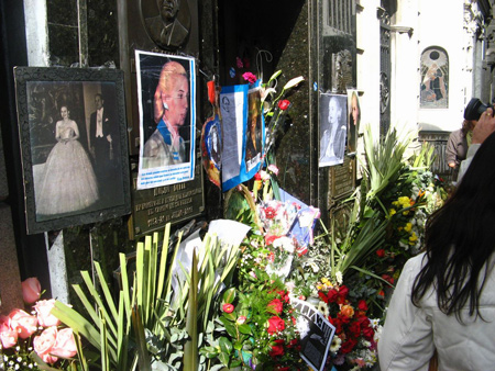 Eva Perón, Recoleta Cemetery