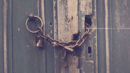 Recoleta Cemetery, Buenos Aires, Tan Biónica, Víctimas, lyric video